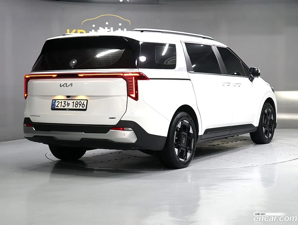Kia Carnival HEV 9 2024 — миниатюра 3