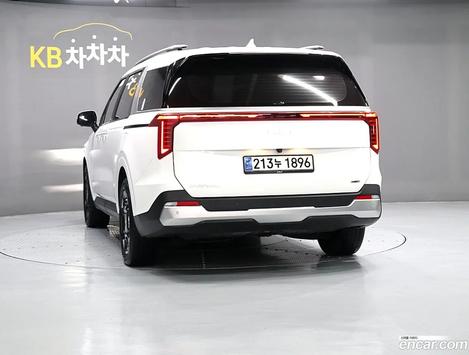 Kia Carnival HEV 9 2024 — миниатюра 4