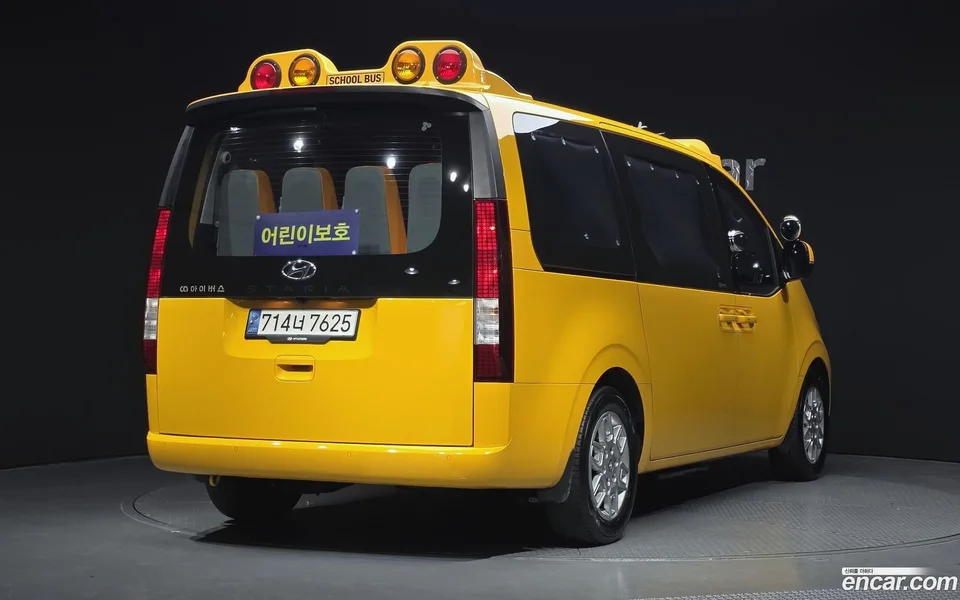 Hyundai Staria L3.5 2022 — миниатюра 2