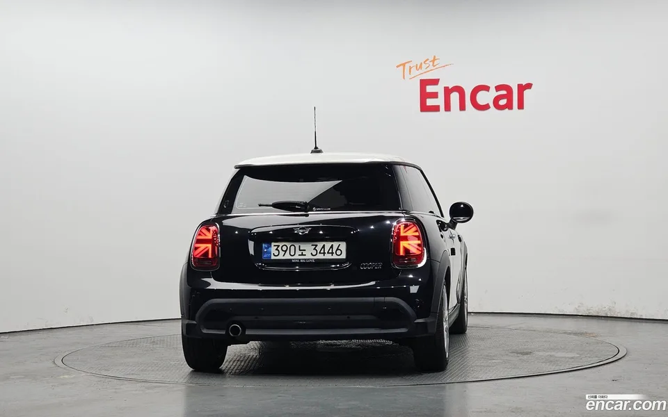 MINI Cooper 2022 — миниатюра 4