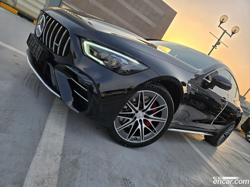 Mercedes-Benz AMG GT 4 43 4MATIC+ 2026 — миниатюра 2