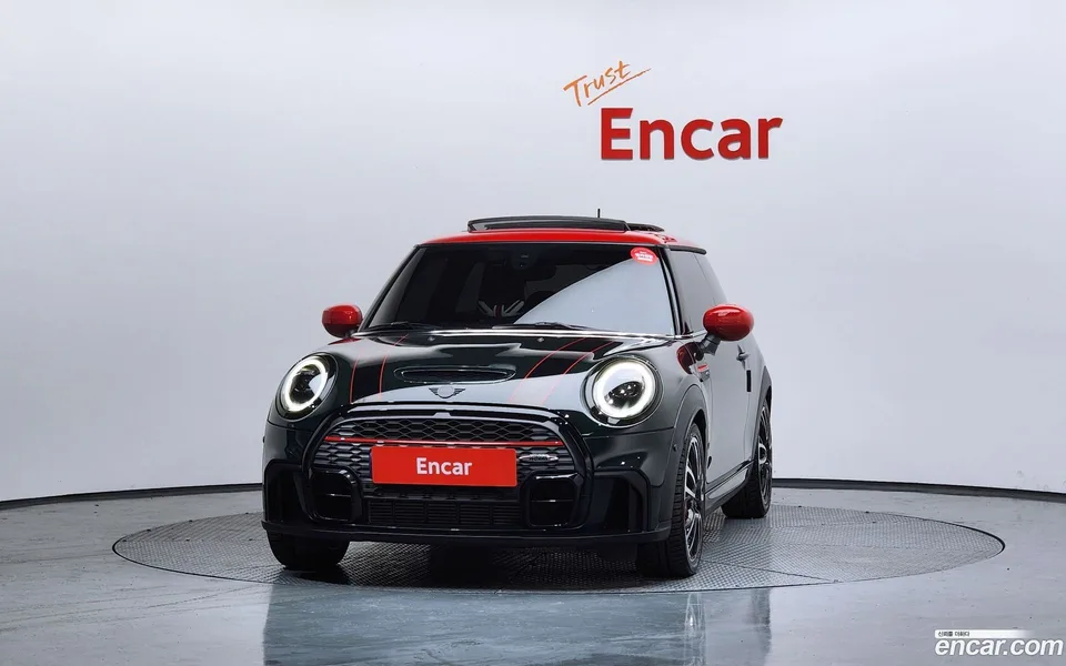 MINI Cooper S JCW 2024 — миниатюра 3