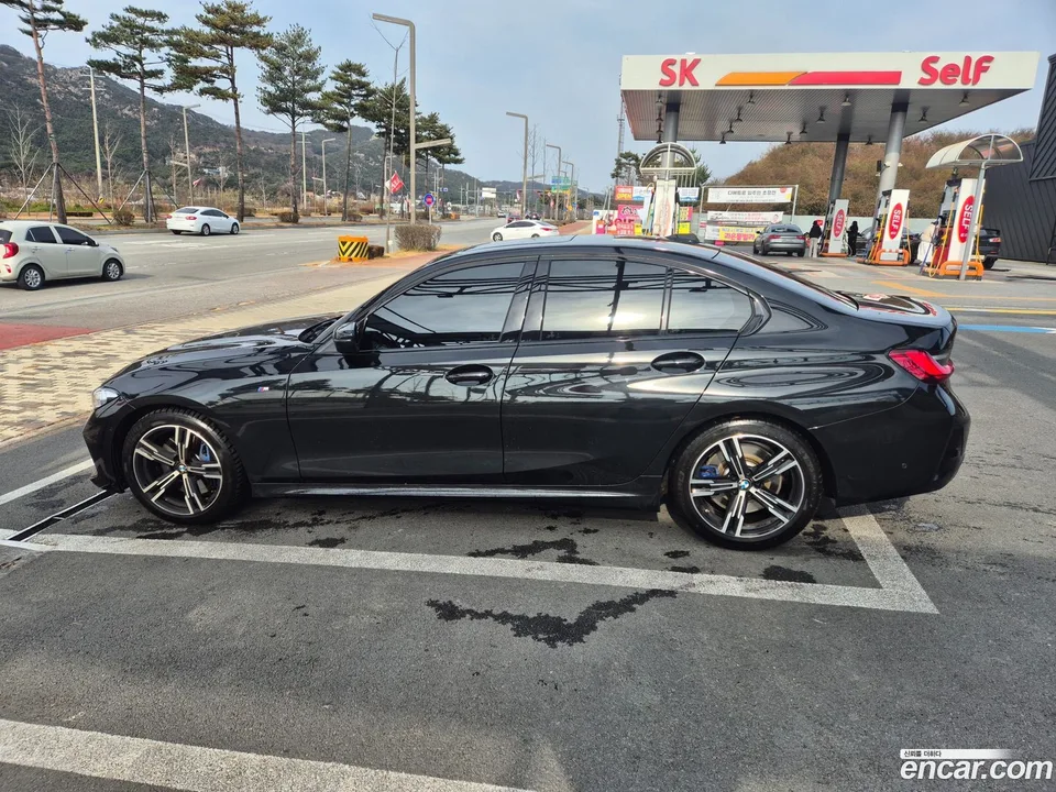 BMW 3 Series 320i M 2024 — миниатюра 4