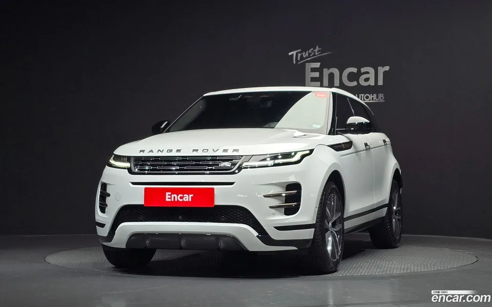 Land Rover Range Rover Evoque P250 SE 2024 — миниатюра 3