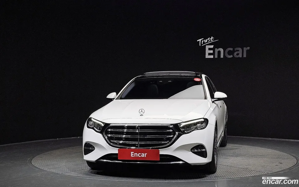 Mercedes-Benz E-Class E220d 4MATIC 2024 — миниатюра 3
