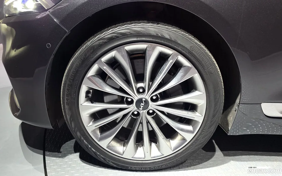 Kia K9 3.8 GDI AWD 2024 — миниатюра 5