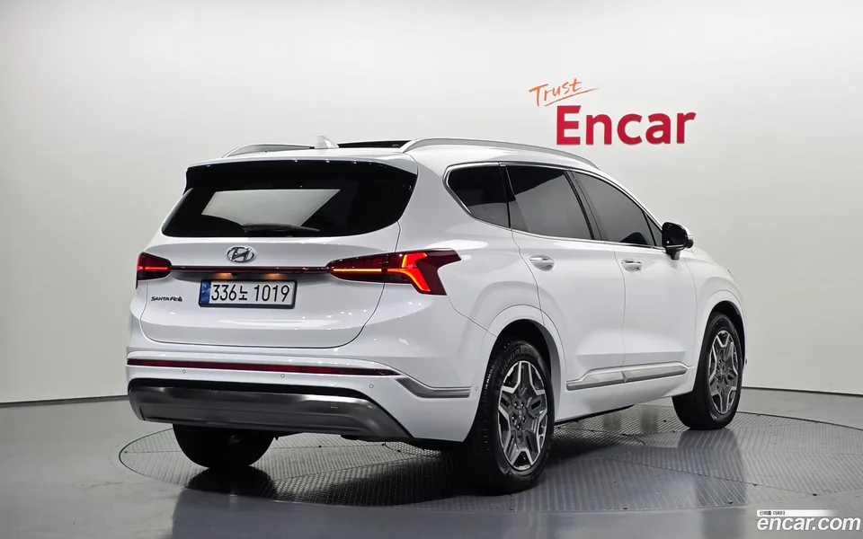 Hyundai SantaFe HEV 1.6 2WD 2023 — миниатюра 2