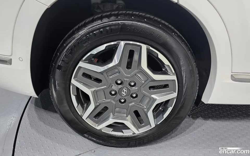 Hyundai SantaFe HEV 1.6 2WD 2023 — миниатюра 5