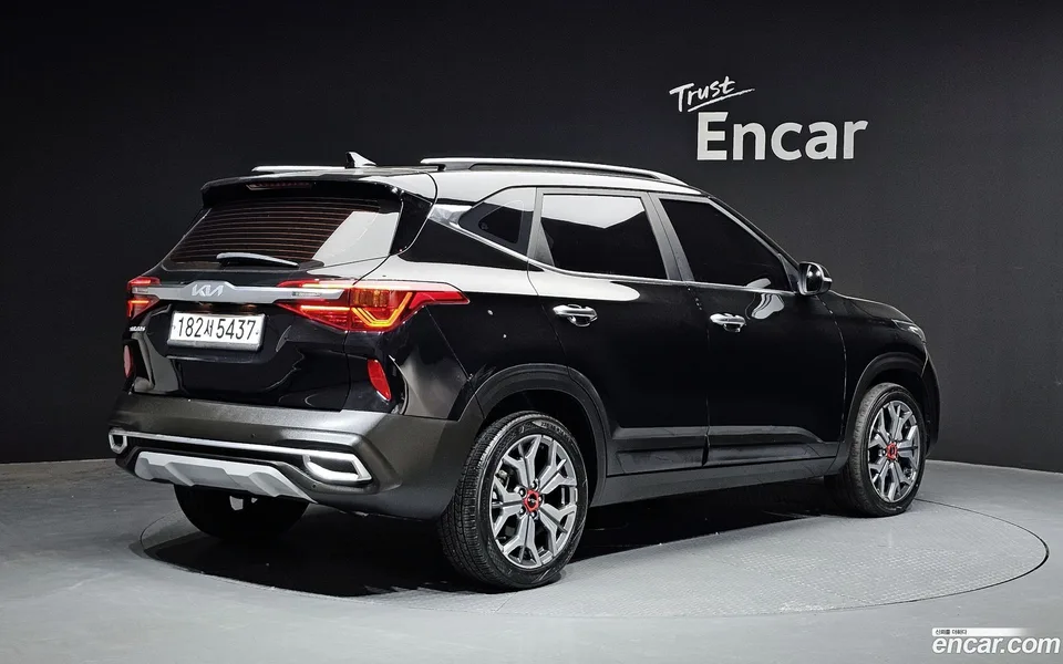 Kia Seltos 1.6 2WD 2022 — миниатюра 2