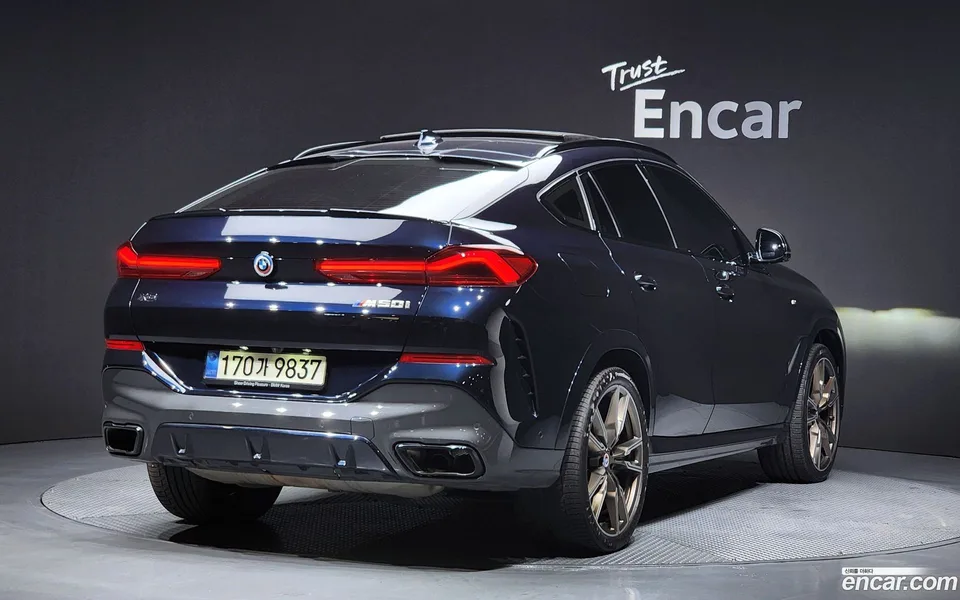 BMW X6 M50i 2023 — миниатюра 2