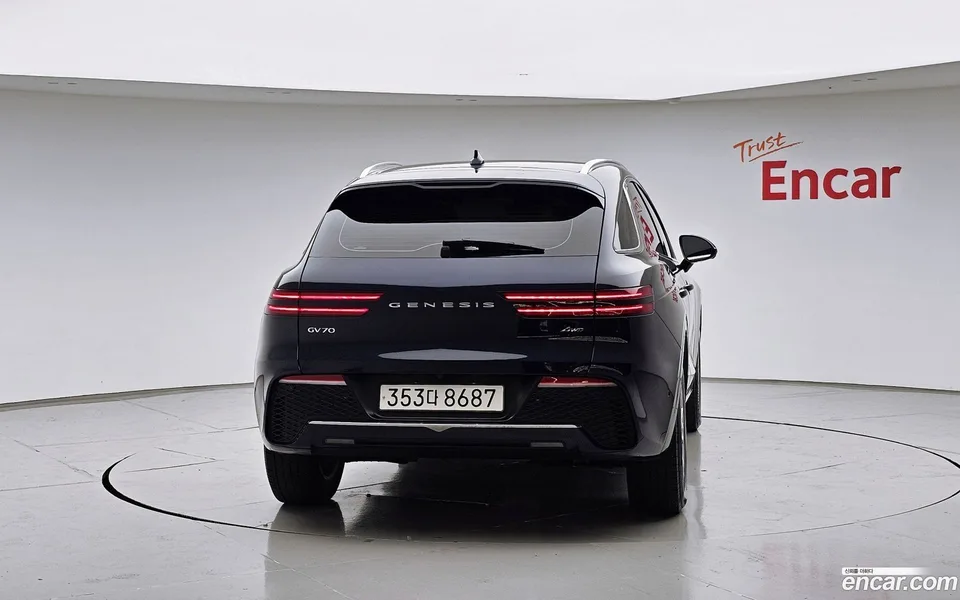 Genesis GV70 2.2 AWD 2024 — миниатюра 4