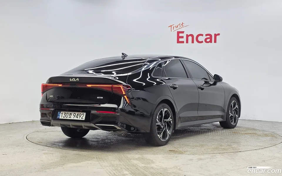 Kia K5 Hybrid 2024 — миниатюра 2