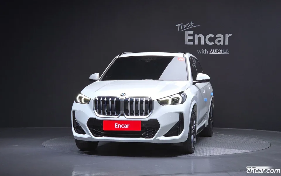 BMW X1 sDrive 20i M 2023 — миниатюра 3