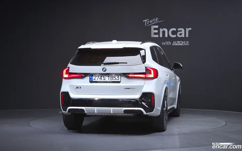 BMW X1 sDrive 20i M 2023 — миниатюра 4