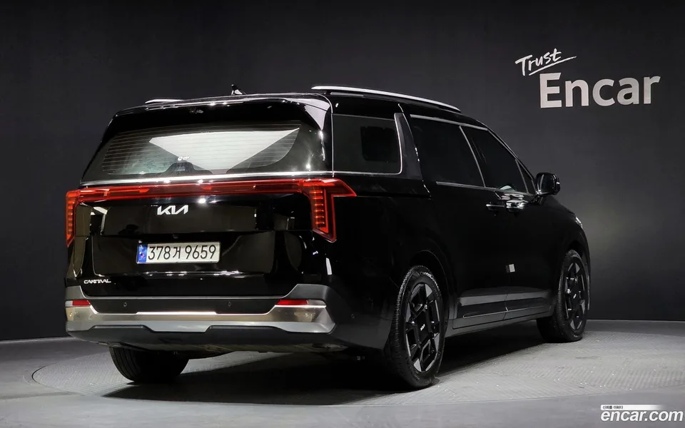 Kia Carnival 9 2025 — миниатюра 2