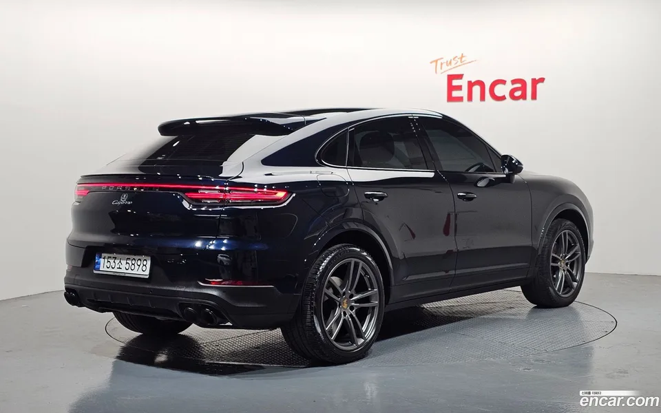 Porsche Cayenne 3.0 2022 — миниатюра 2