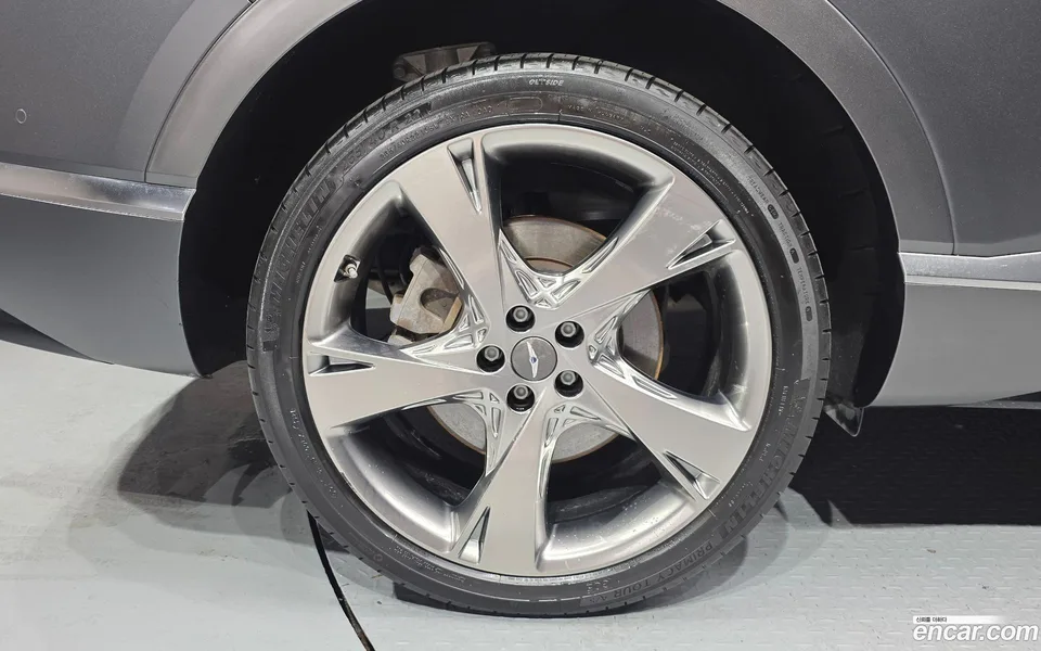 Genesis GV80 2.5T 2WD 2022 — миниатюра 5