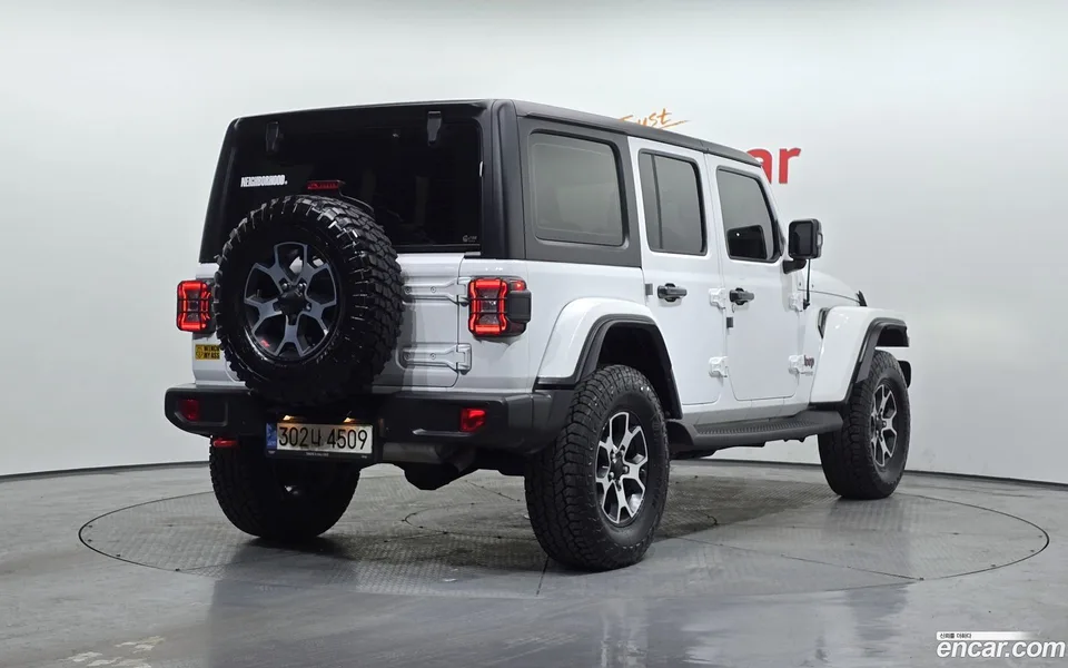Jeep Wrangler 2.0 4 2022 — миниатюра 2