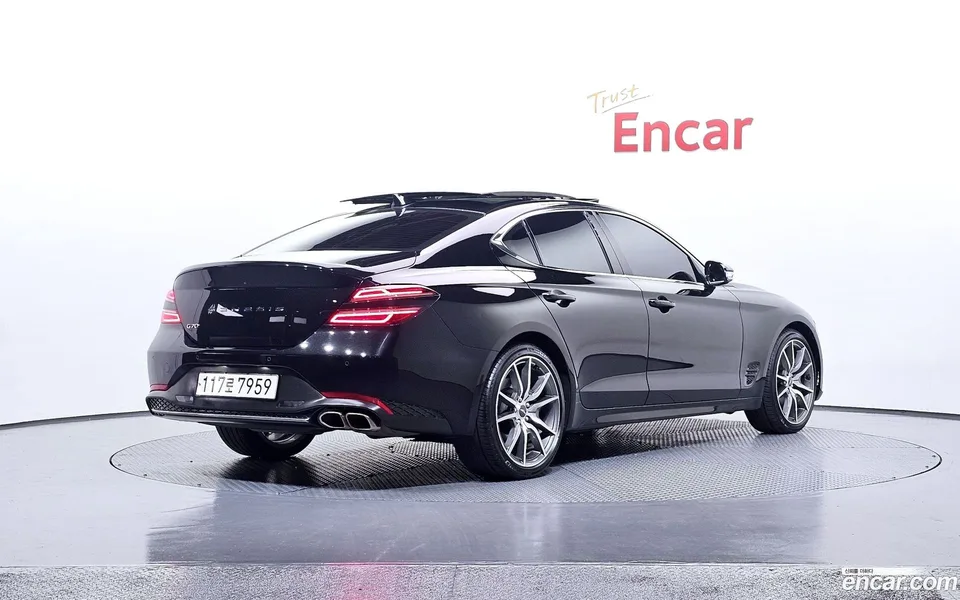 Genesis G70 2.0T 2WD 2022 — миниатюра 2
