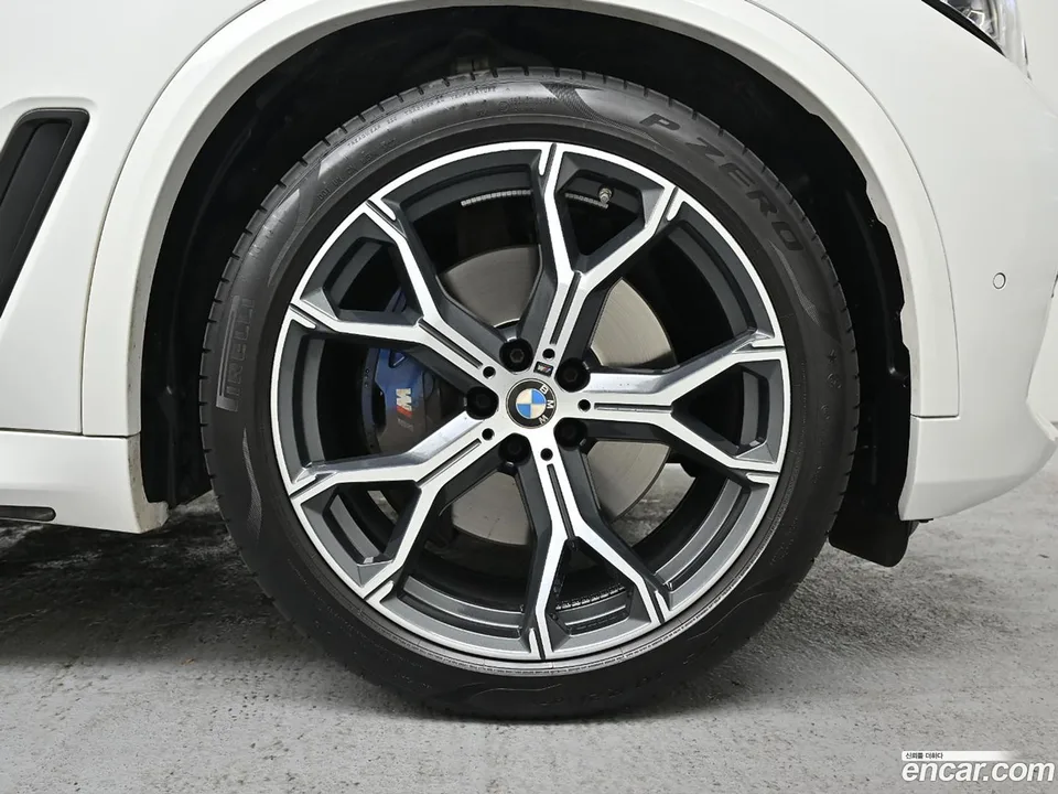 BMW X5 xDrive 30d M 2023 — миниатюра 5