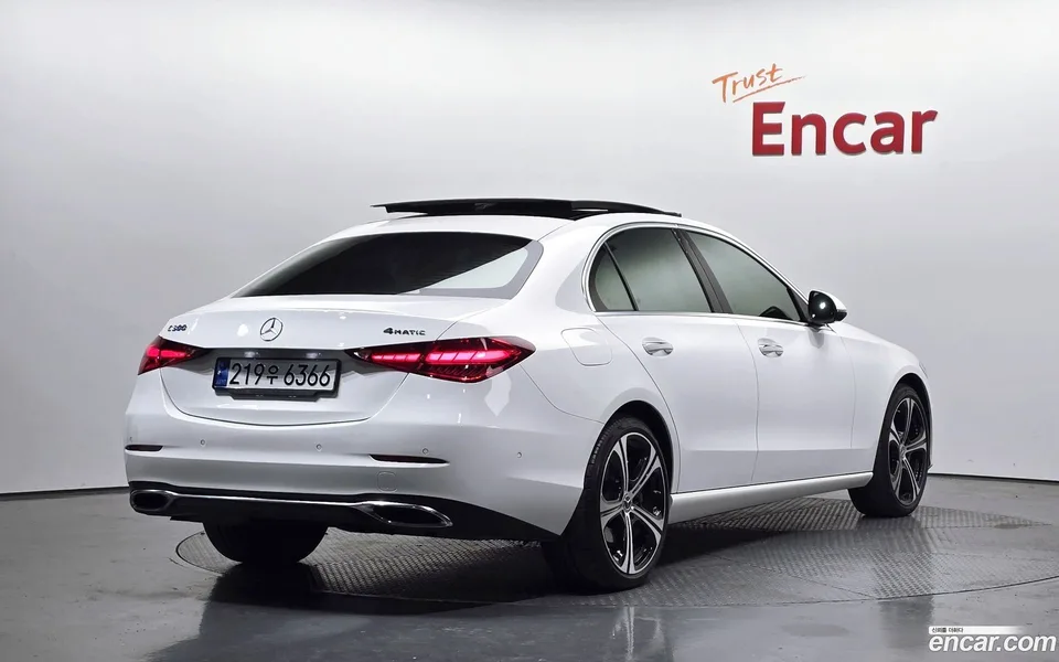 Mercedes-Benz C-Class C300 4MATIC 2023 — миниатюра 2