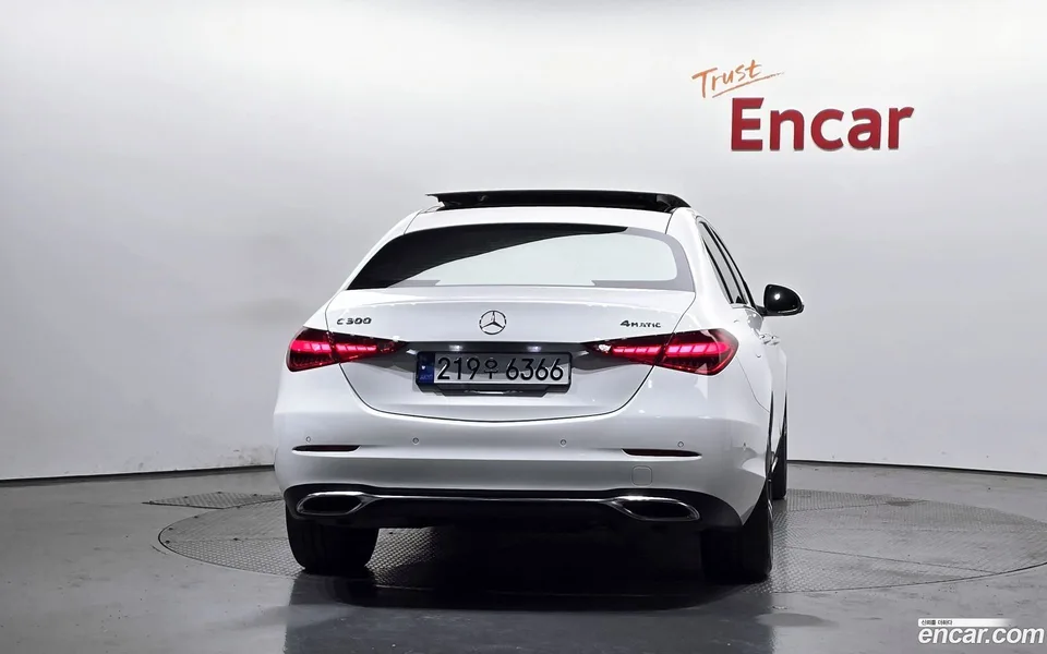 Mercedes-Benz C-Class C300 4MATIC 2023 — миниатюра 4