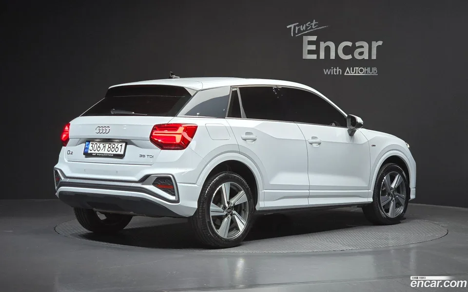 Audi Q2 35 TDI 2023 — миниатюра 2