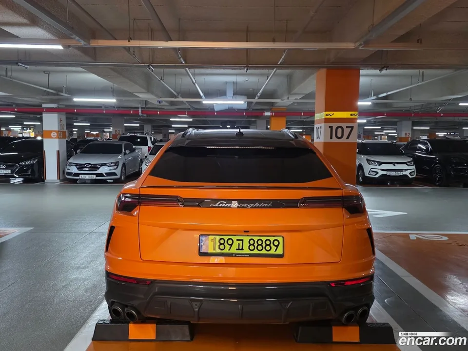 Lamborghini Urus 4.0 V8 2022 — миниатюра 4