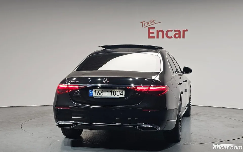 Mercedes-Benz S-Class S350 d 2023 — миниатюра 4