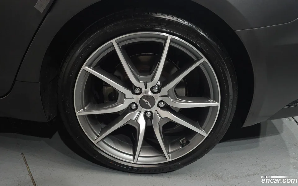 Genesis G70 2.0T 4WD 2022 — миниатюра 5