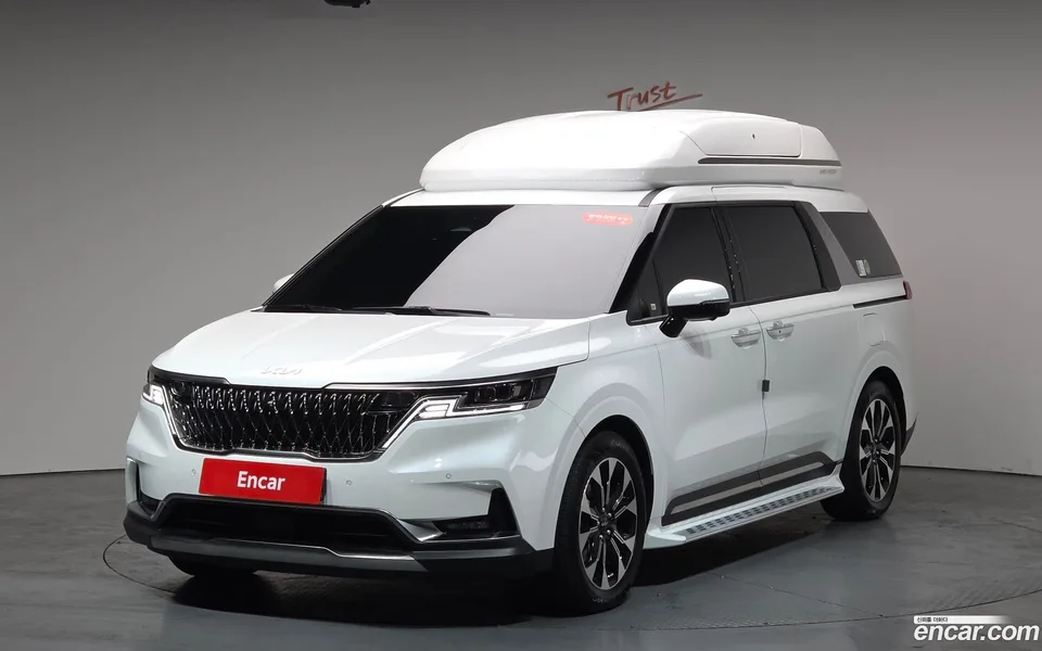 Kia Carnival 9 2023 — фото 1, купить с доставкой в Москву