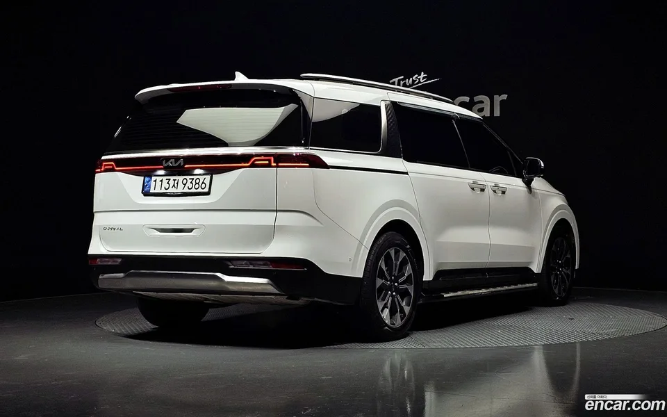 Kia Carnival 7 2022 — миниатюра 2