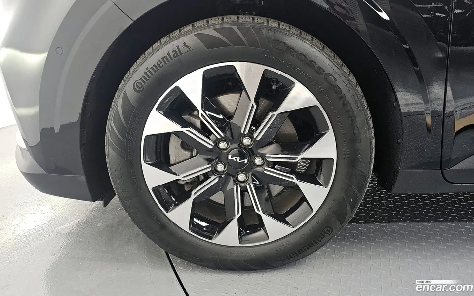 Kia Carnival 9 2023 — миниатюра 5