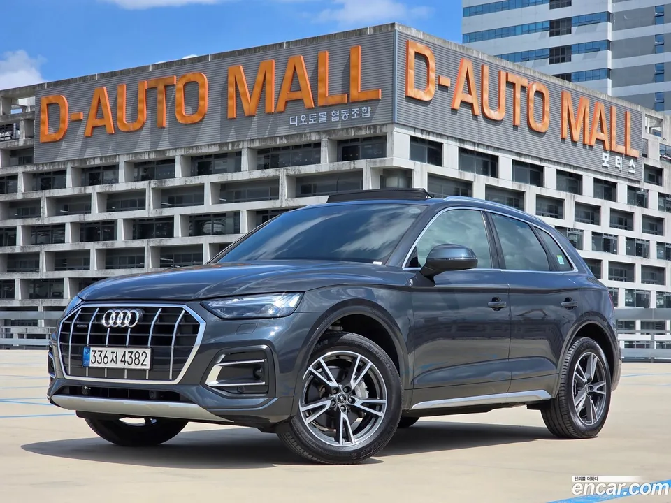 Audi Q5 40 TDI 2022 — фото 1, купить с доставкой в Москву