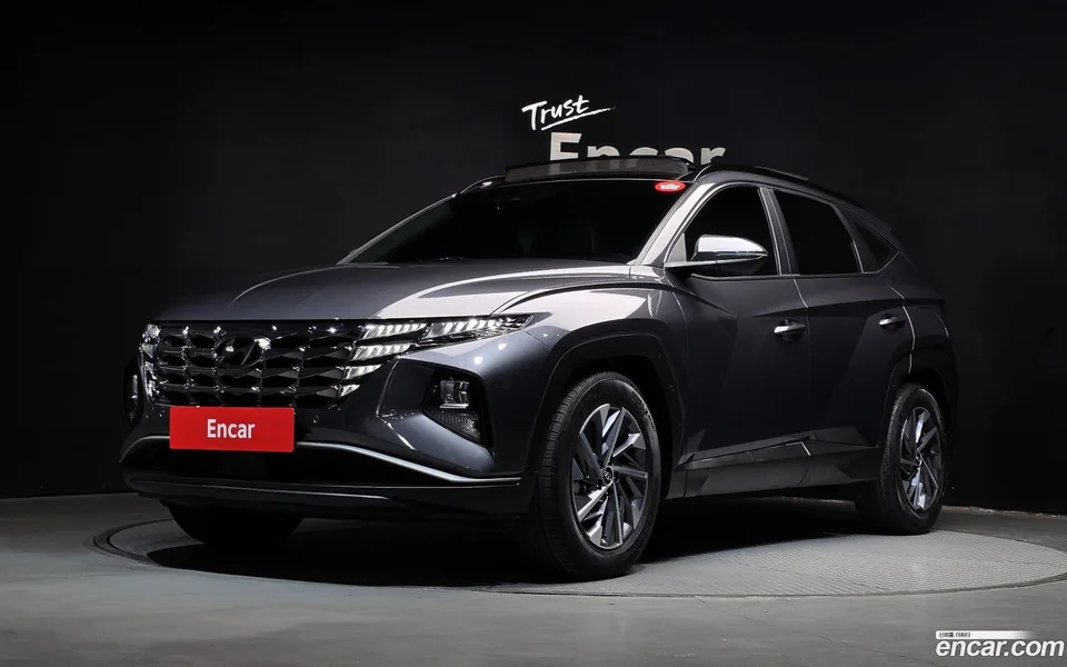 Hyundai Tucson Hybrid 2WD 2022 — фото 1, купить с доставкой в Москву