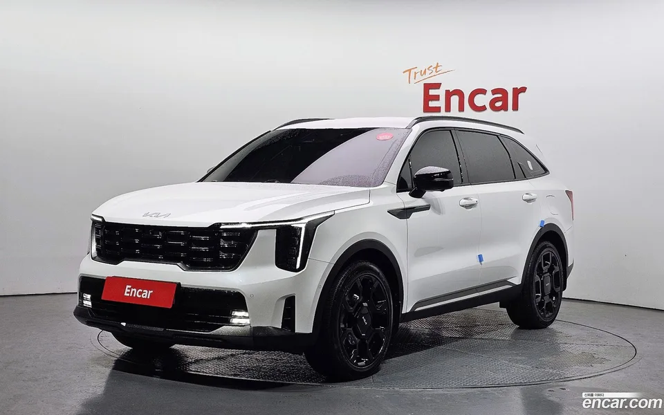 Kia Sorento 2.5T 2WD 2024 — фото 1, купить с доставкой в Москву