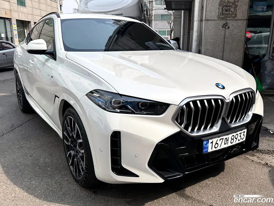 BMW X6 xDrive40i M 2025 — миниатюра 2