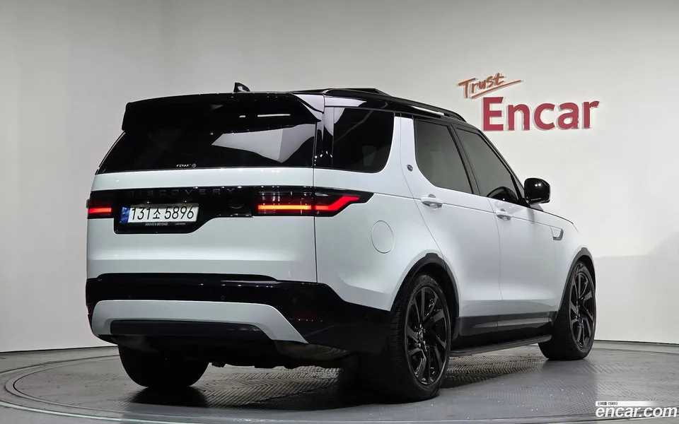 Land Rover Discovery P360 R- SE 2023 — миниатюра 2