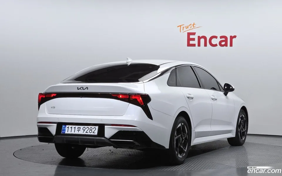 Kia K 5 1.6 2025 — миниатюра 2