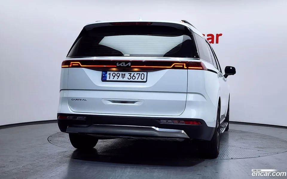 Kia Carnival 9 2023 — миниатюра 4