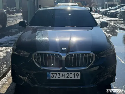 BMW 5 Series (G60) 2025 купить в Москве