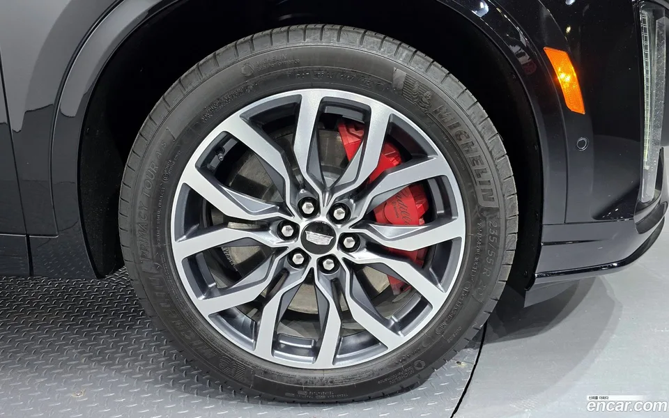 Cadillac XT6 3.6 2024 — миниатюра 5
