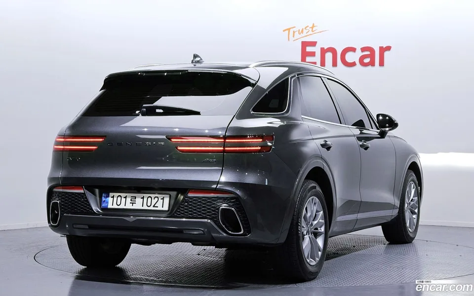 Genesis GV70 2.5T AWD 2022 — миниатюра 2