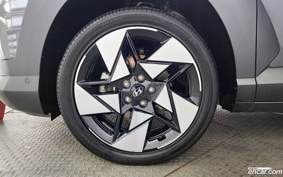 Hyundai Kona 1.6 2WD 2023 — миниатюра 5