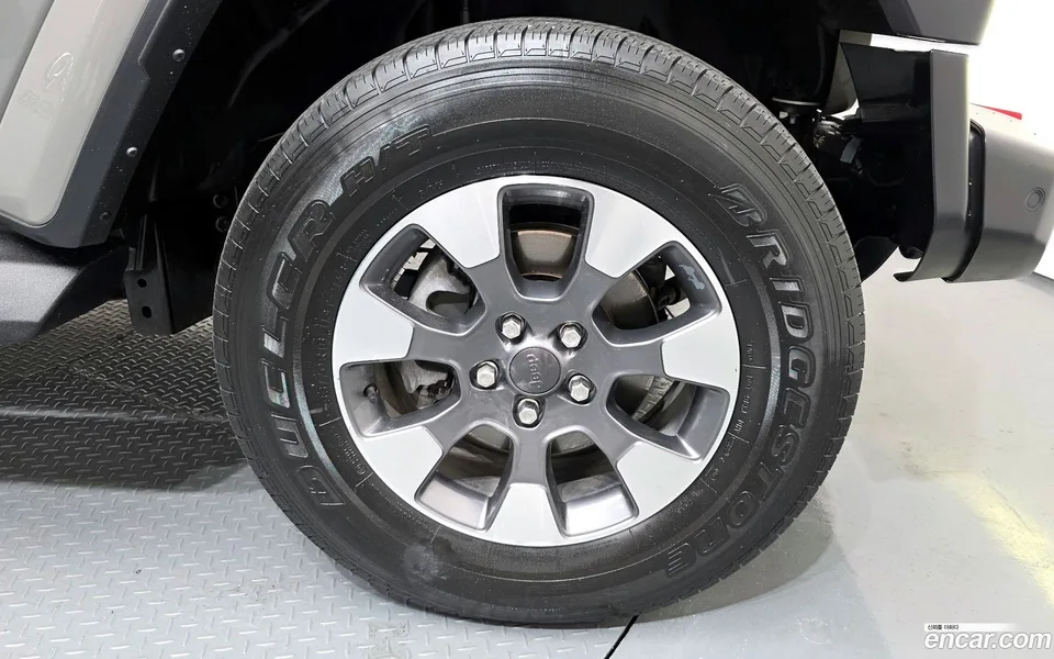 Jeep Wrangler 2.0 4 2022 — миниатюра 5