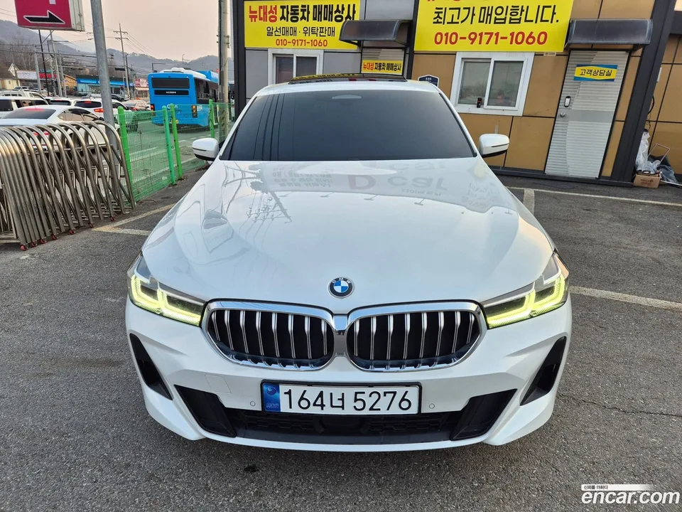 BMW 6 Series GT 620d M 2022 — миниатюра 2
