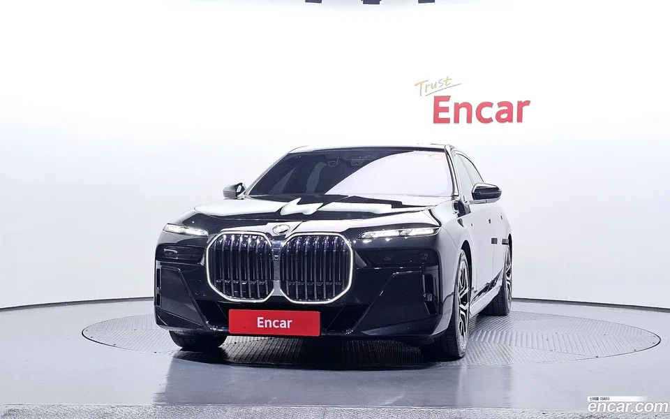 BMW 7 Series 740d xDrive M 2025 — миниатюра 3