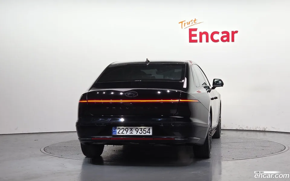 Hyundai Grandeur Hybrid 2024 — миниатюра 4