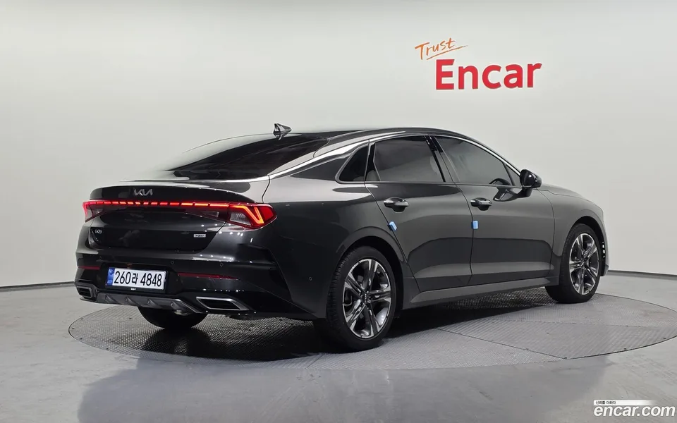 Kia K5 Hybrid 2023 — миниатюра 2