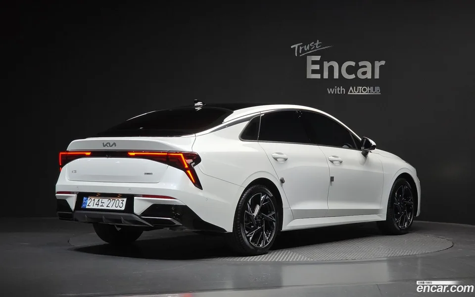 Kia K5 Hybrid 2024 — миниатюра 2